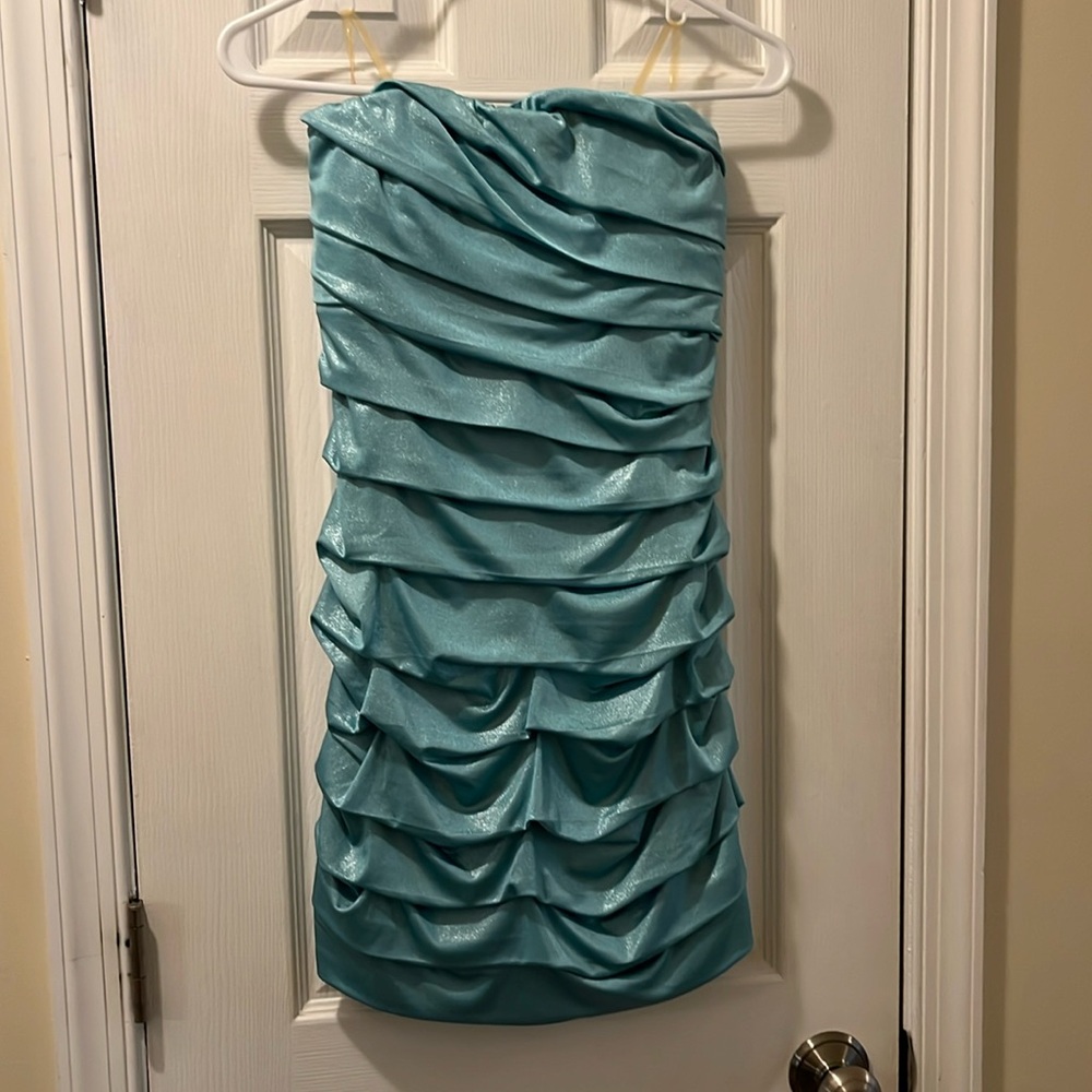 Nordstrom Mini dress, mint green, NWT, size L but runs small.
